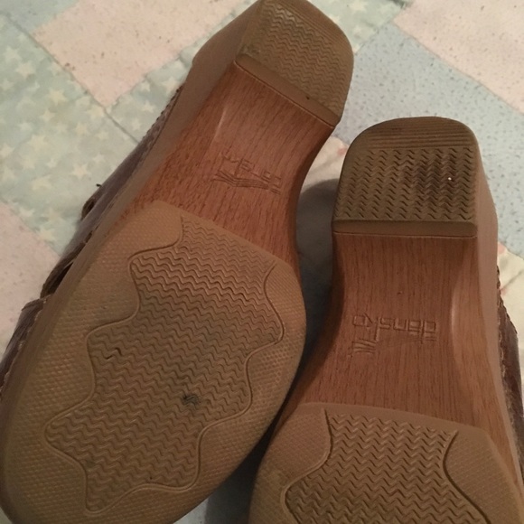 Shoes - Picture 2 of 4